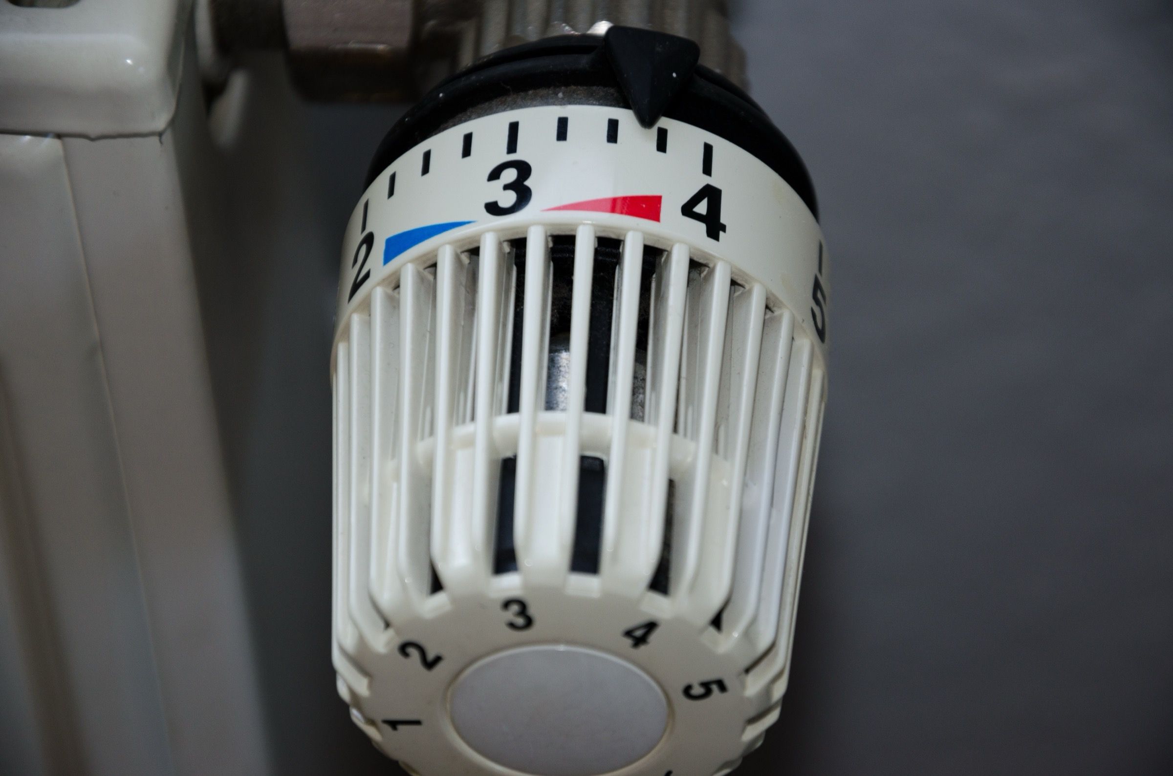 Thermostaatknop op een radiator